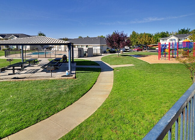 Building Photo - Meadow Vista