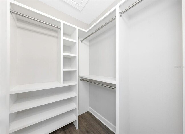 Building Photo - 4022 Rocky Shores Dr