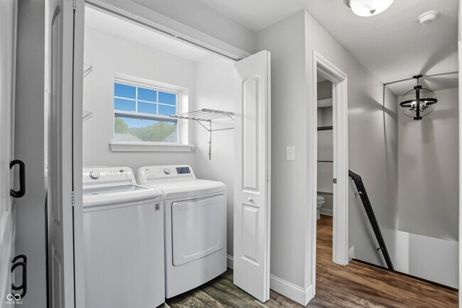 Building Photo - 12438 Hawks Landing Dr