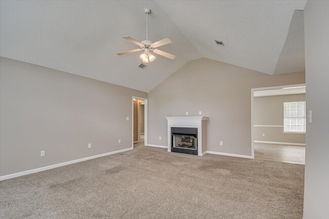 Building Photo - 2719 Davis Mill Rd