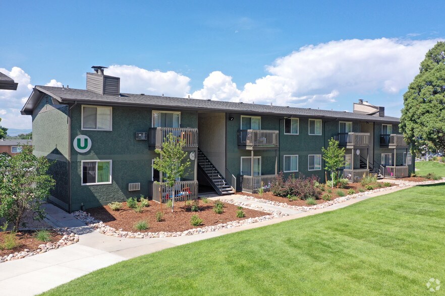 Greentree Village Apartments 1039 S Parker Rd Denver CO 80231