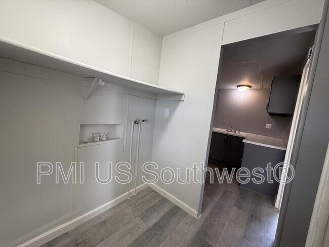 Building Photo - 314 Riverwood Ln