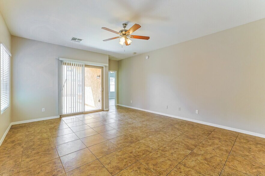 Building Photo - 11051 E Serafina Ave