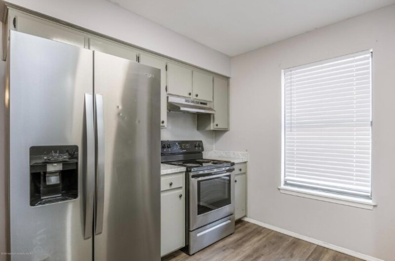 Building Photo - 611 Butterfield Trail