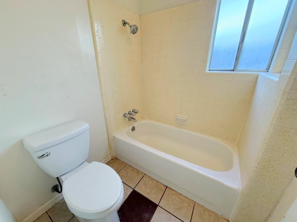 Building Photo - 455 Columbia Ave