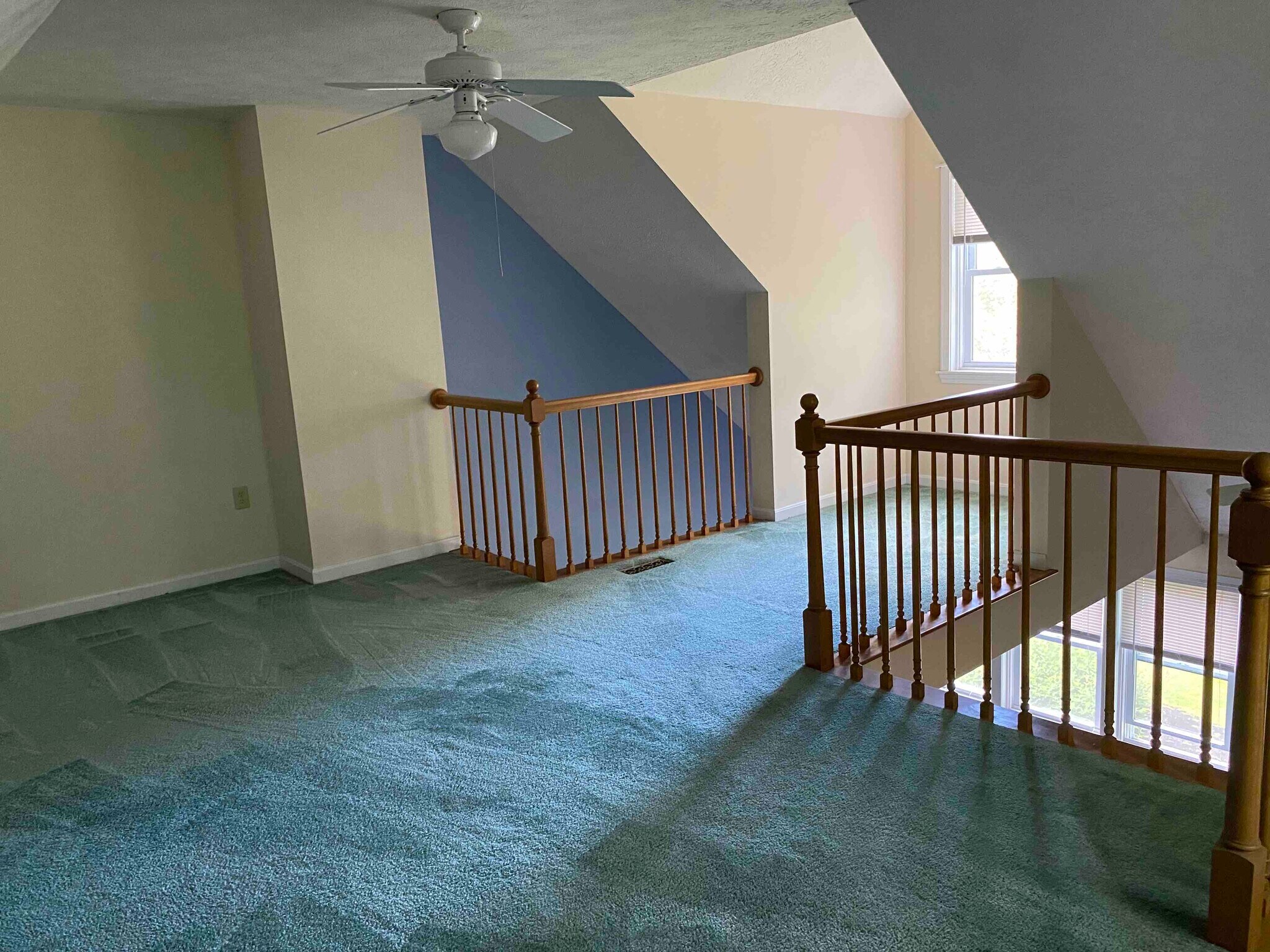 Spacious loft - 30 Charter St