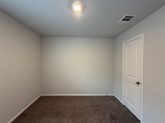 Building Photo - 10530 Ft Cibolo Trl