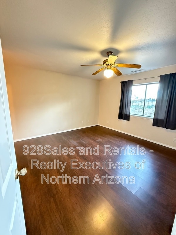 Building Photo - 11385 Homestead Ln