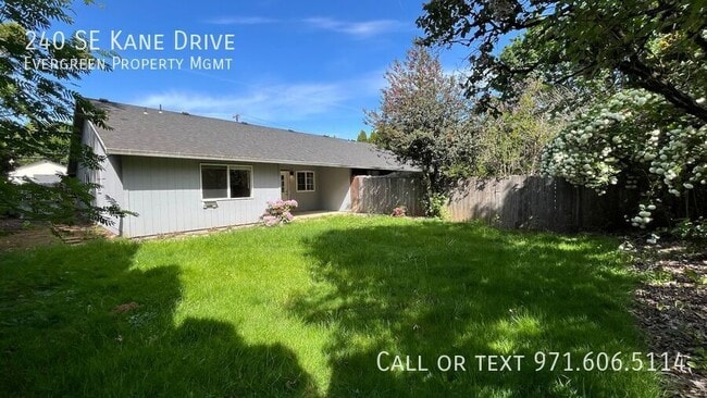 Building Photo - 240 SE Kane Dr