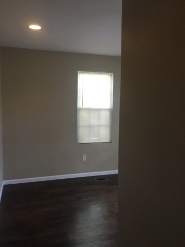 Building Photo - 3400 Fairview Ave