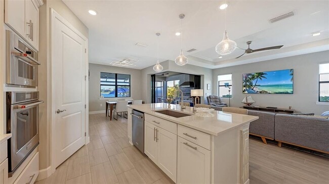 Building Photo - 7675 Summerland Cove