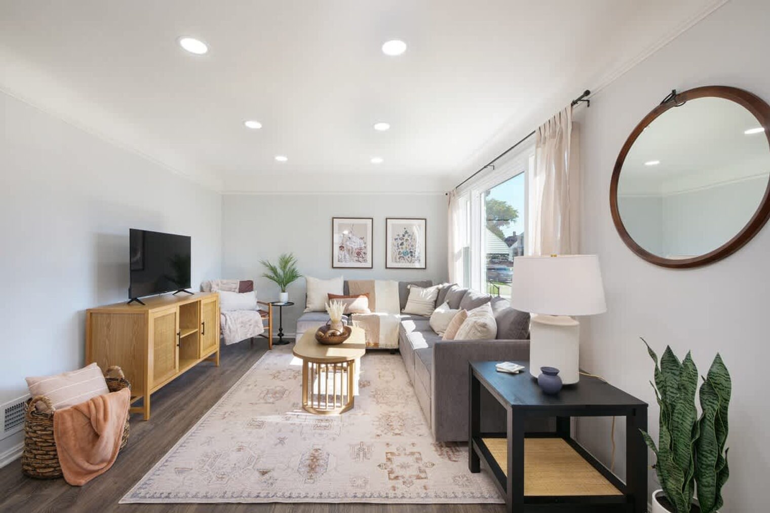 Building Photo - 7906 Lanyard Dr