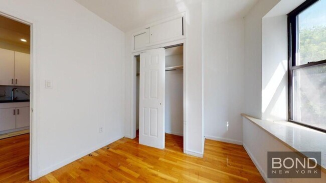 Building Photo - 104 Second Avenue
