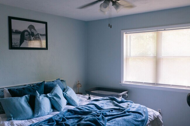 Building Photo - 2597 Panther Creek Rd