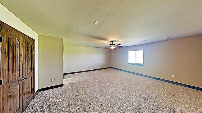 Building Photo - 13604 Gentry Dr