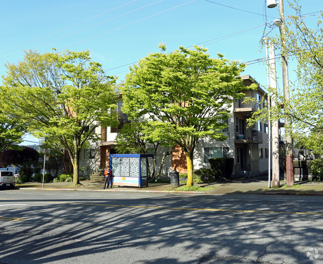 Building Photo - Norseman Apartments