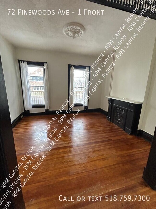 Building Photo - 72 Pinewoods Ave