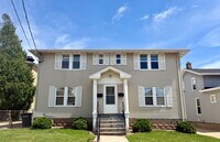 Building Photo - Dawes, 306-308