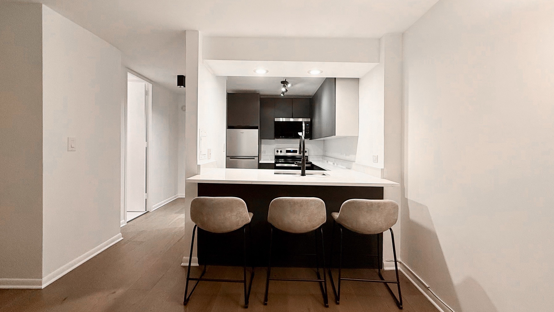 Building Photo - 233 E Erie St