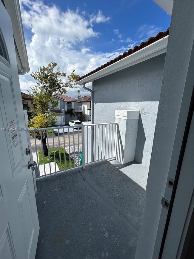 Building Photo - 8725 SW 158th Pl