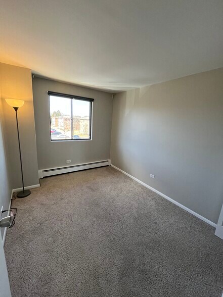 Building Photo - 5 Parkside Ct