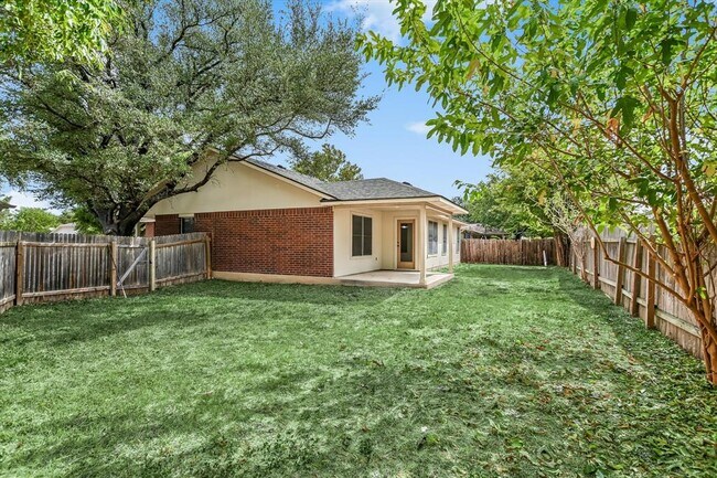 Building Photo - 2334 Vernell Way