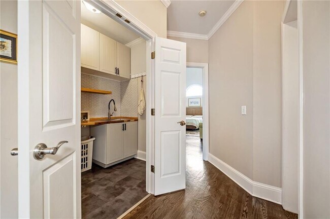 Building Photo - 12510 Preserve Ln