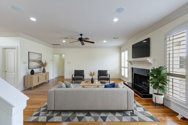 Building Photo - 1502 Ashbury Park Ln