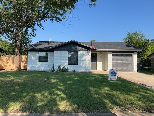 Primary Photo - 1801 Hammond Dr