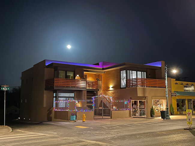 Night view of building - 1039 N Main St