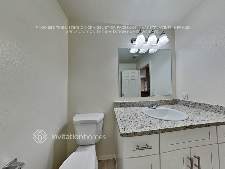 Building Photo - 6752 W Linda Ln