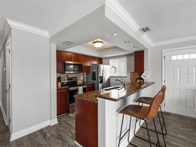 Building Photo - 185 Brightwater Dr