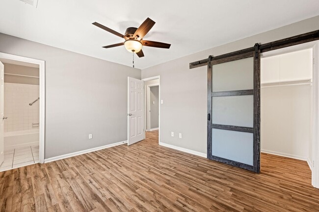 Building Photo - 8635 Old Mt Vernon Rd