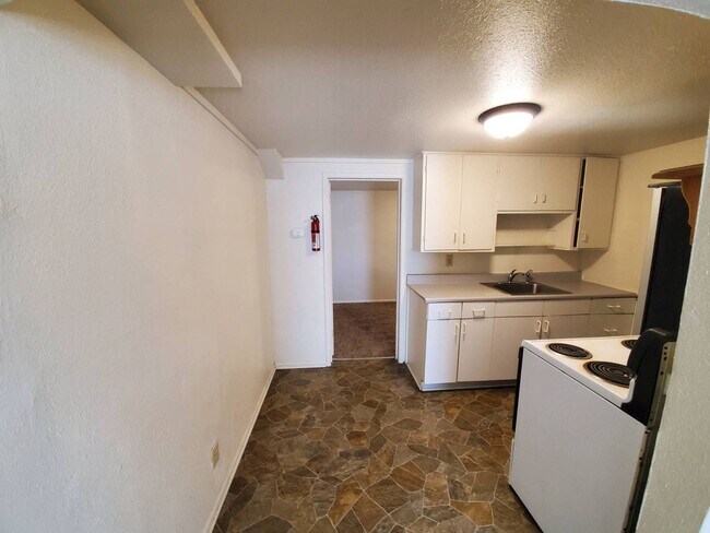 Building Photo - 1 br, 1 bath House - 1222 Park Ave Unit 5
