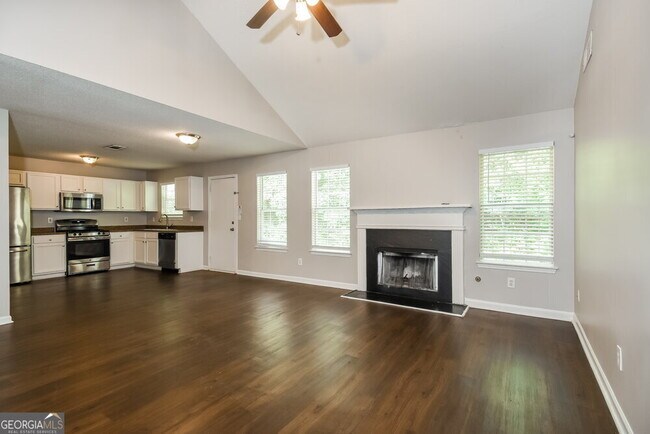 Building Photo - 3209 Lower Creek Dr