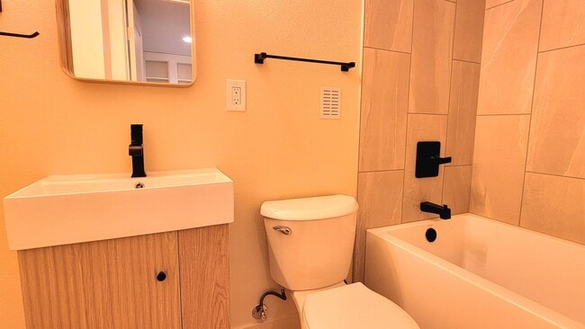 Building Photo - New Construction 1 bedroom + sleeping loft...