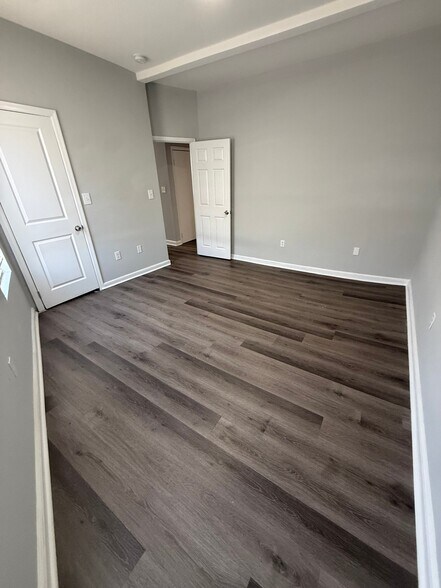 Building Photo - 71-73-73 N Main St