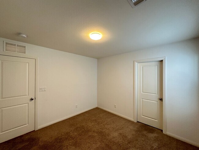 Building Photo - Cassia Patrick & Cimarron
