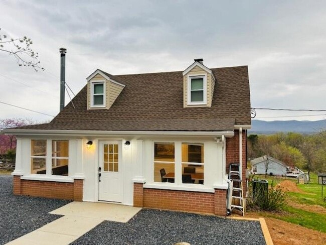Building Photo - 5097 Browntown Rd