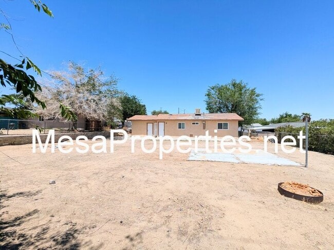 Building Photo - 16457 Yucca Ave