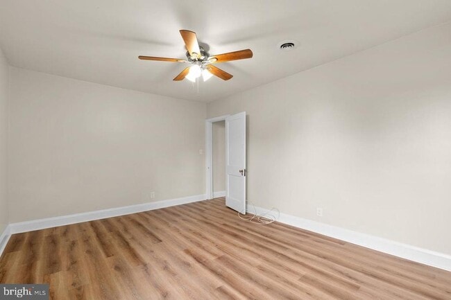 Building Photo - 23 Cedarwood Rd