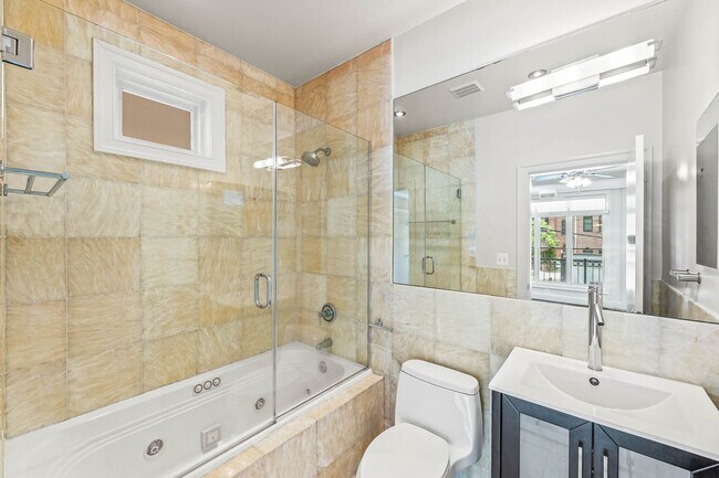 Building Photo - Modern U Street Condo | 2 Bed | 2 Bath | 1000 Sf | Large Balcony | 1 Parking Space