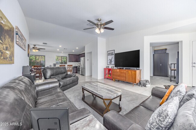 Building Photo - 18557 W Pueblo Ave