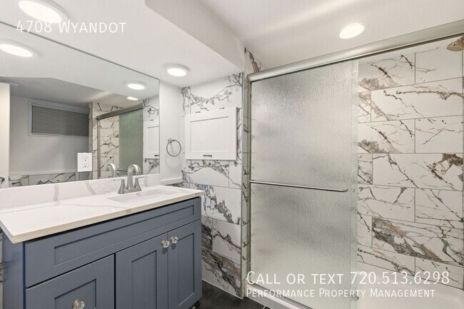 Building Photo - 4708 Wyandot St