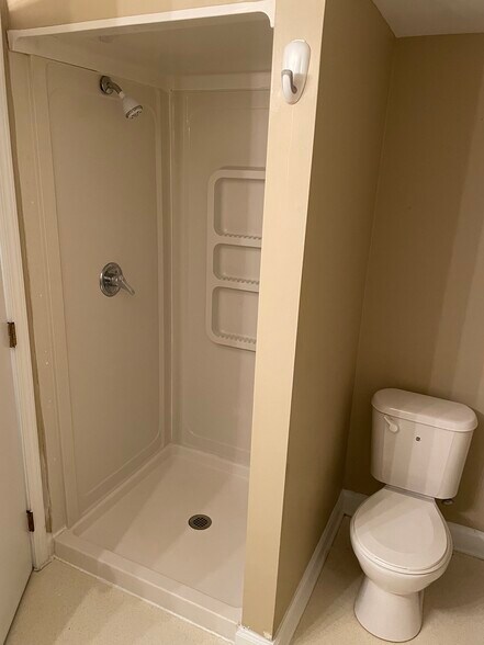 Building Photo - 4533 Brookmeadow Ct SE