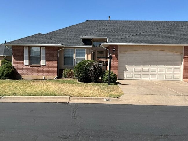Primary Photo - 4 bdrm 3 bth Home 2 Car Garage- HOA with Pool