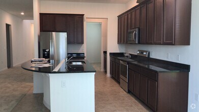 Building Photo - 5 Bed!! Windermere!! Large game room!!