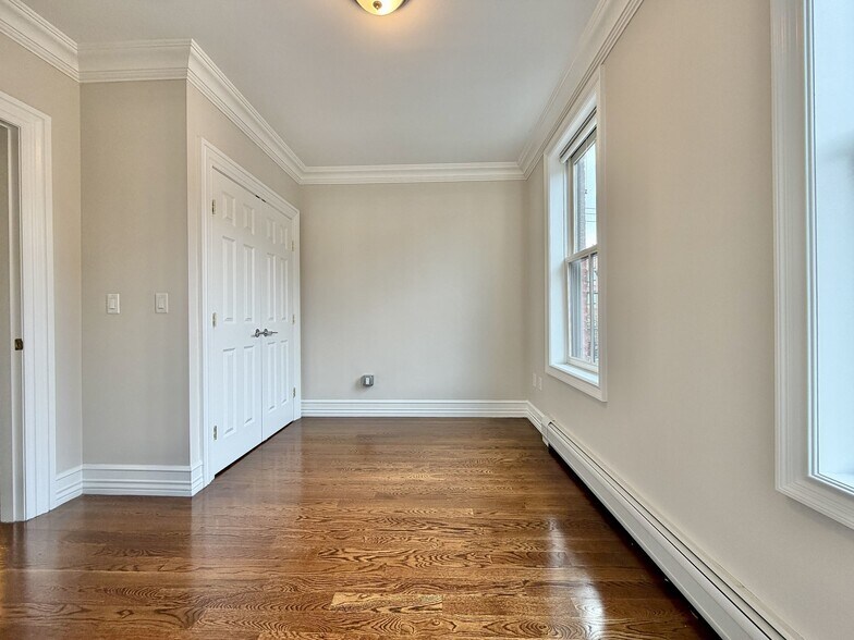 BR 1 - 603 Bloomfield St