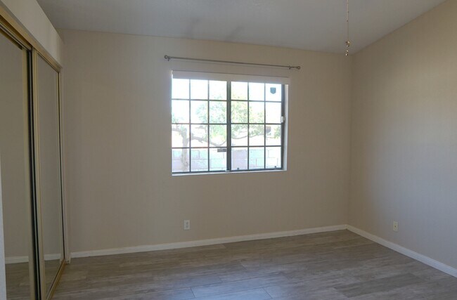 Building Photo - 51660 Avenida Villa