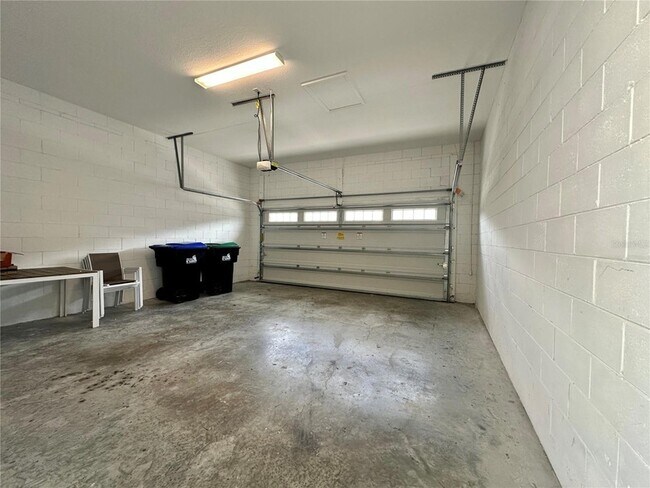 Building Photo - 15845 Marina Bay Dr